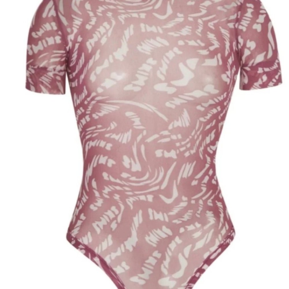 Skims Summer Mesh Bodysuit Short Sleeve NWT